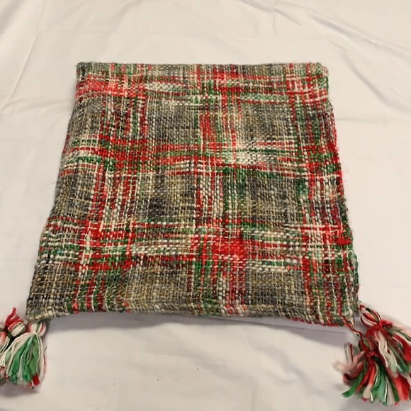 Rachel Ashwell Other - Rachel Ashwell “The Prairie” Christmas Table Runner in Multicolors and Tassels